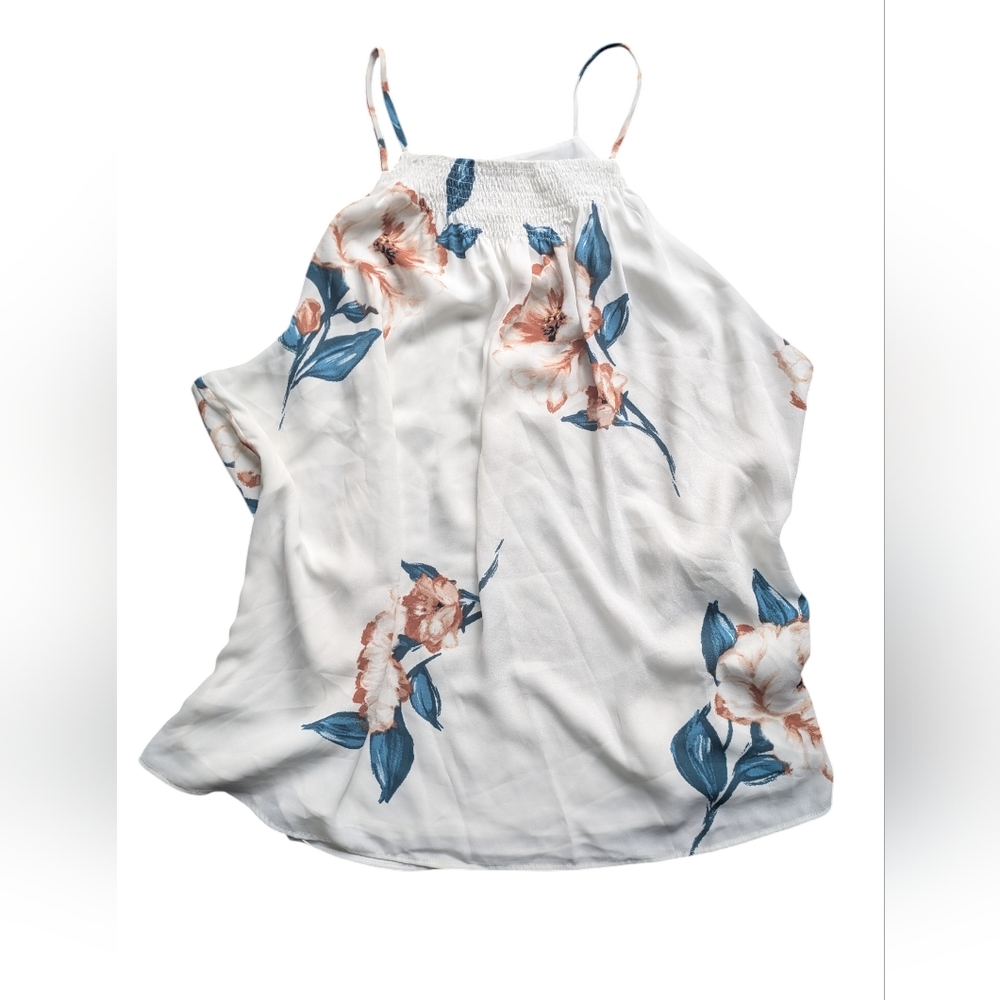 🌞4/20$ RW&CO. White Camisole with Blue and Pink Floral Design